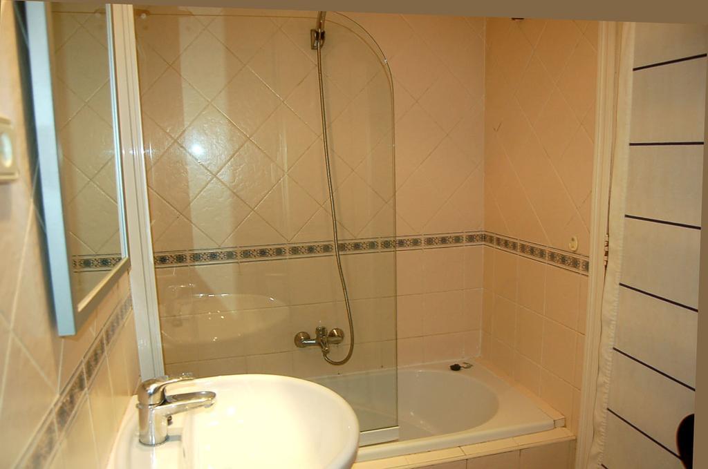 Apartamento Tiziano Mercado Central Apartment Valencia Room photo
